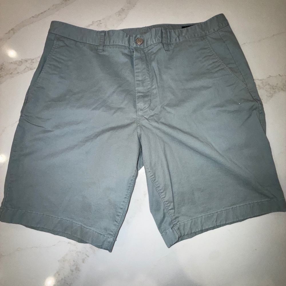Bonobos Washed Chino Shorts Mens 38 Slim Fit 9 Inch Inseam Sage Green Gray Blue